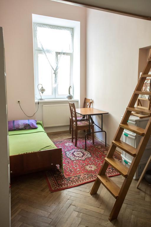 Magic Bus Hostel Lviv Rom bilde