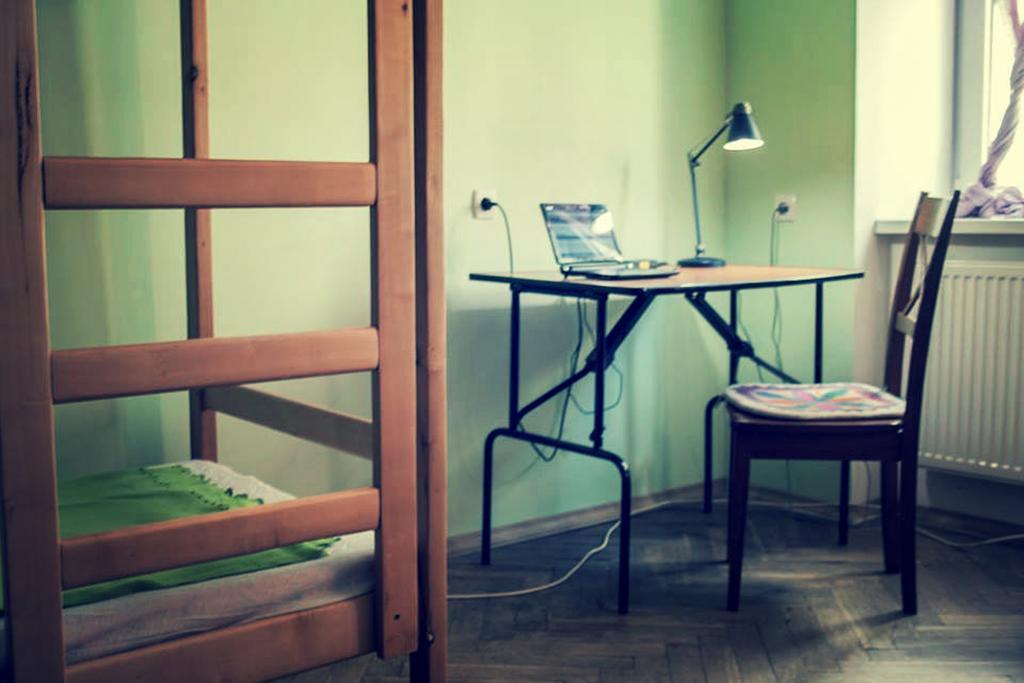 Magic Bus Hostel Lviv Eksteriør bilde